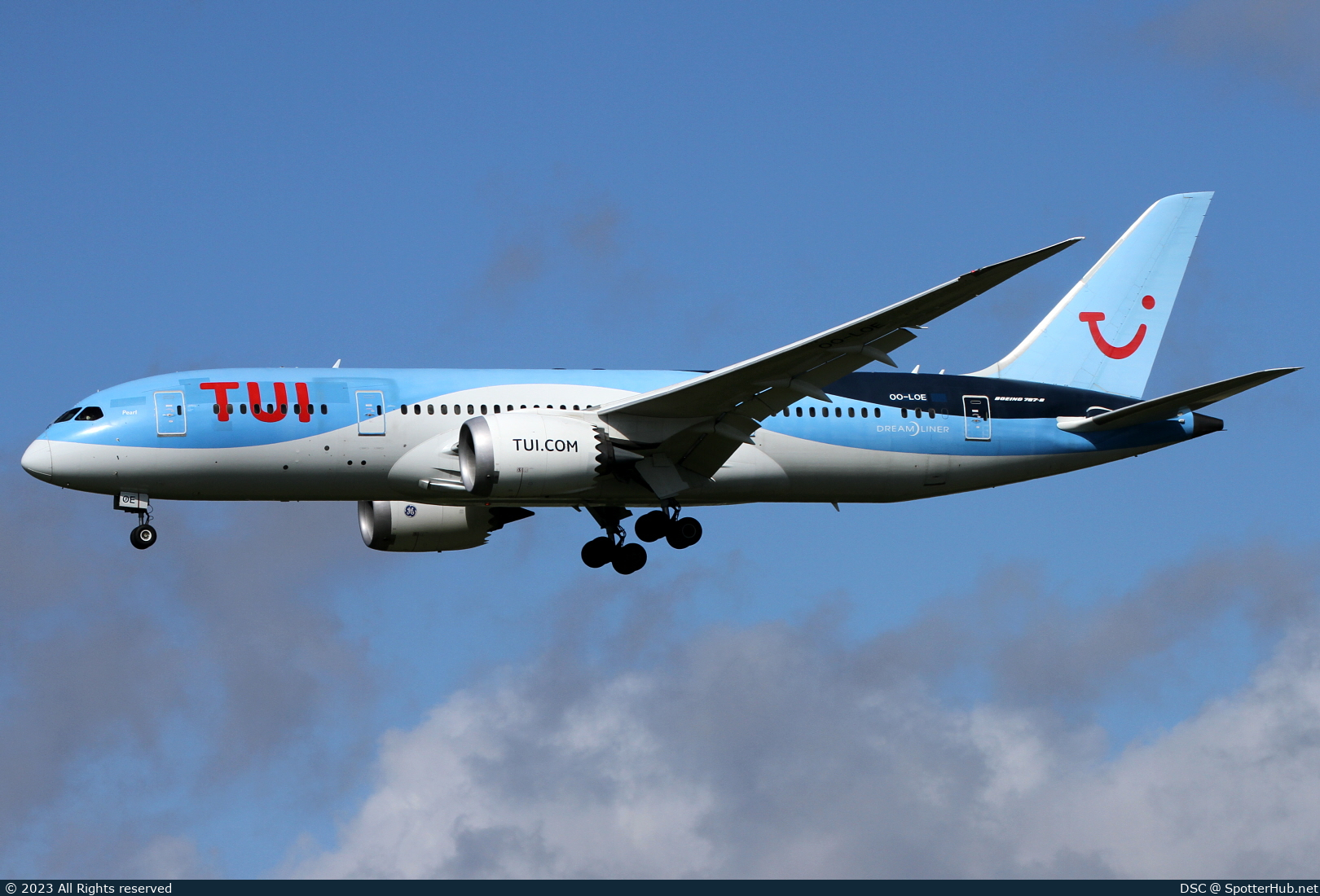 Photo of OO-LOE - Boeing 787-8 Dreamliner operated by TUI Airlines Belgium