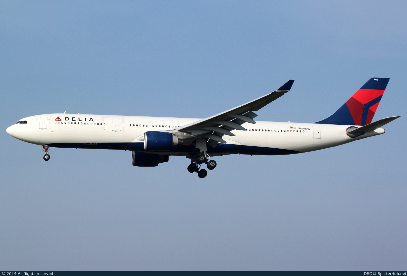 Photo of N819NW - Airbus A330-323 operated by Delta Air Lines