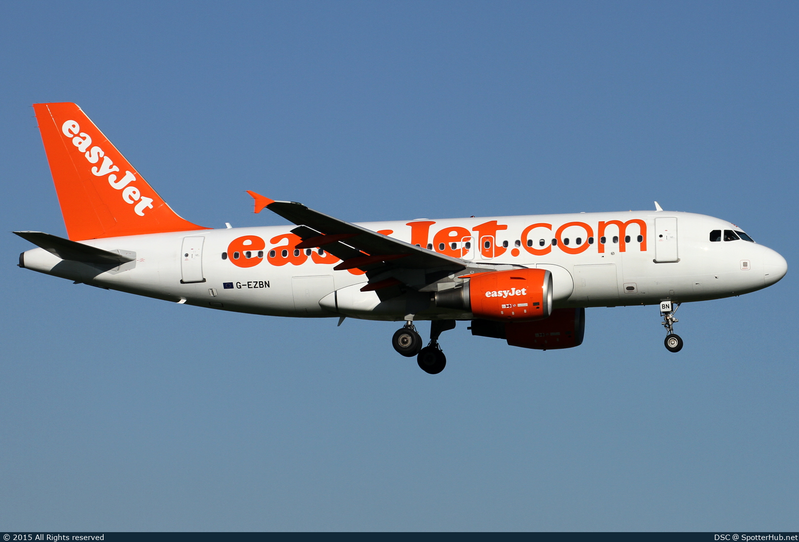 Photo of G-EZBN - Airbus A319-111 operated by easyJet