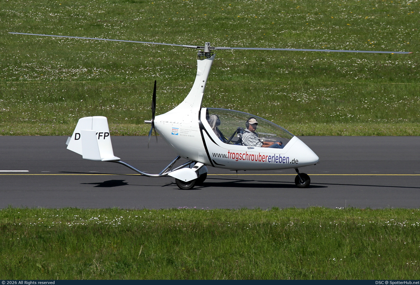 Photo of D-MYFP - AutoGyro Calidus operated by Private