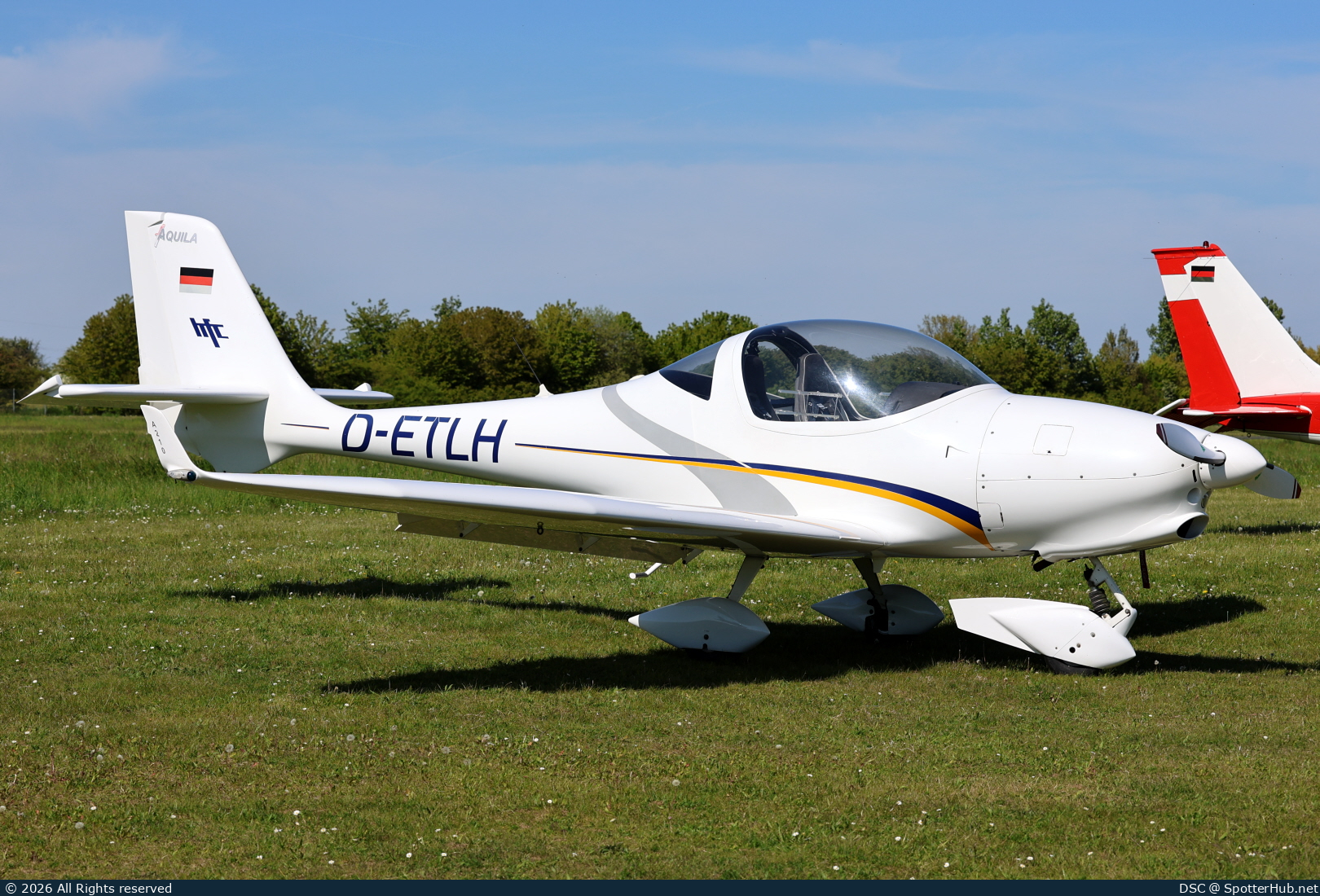 Photo of D-ETLH - Aquila A210 operated by Hanseatischer Fliegerclub Frankfurt