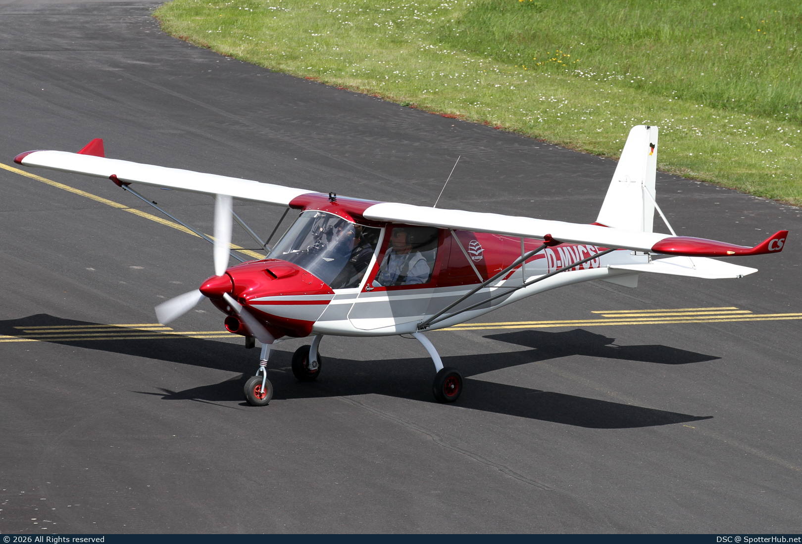 Photo of D-MVCS - Comco Ikarus C42 CS operated by Private