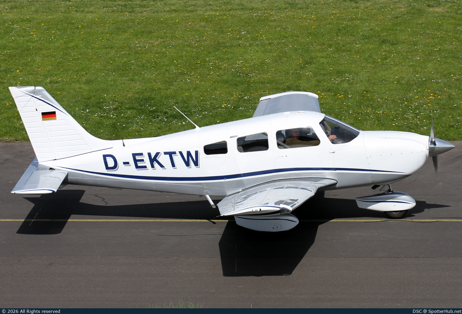 Photo of D-EKTW - Piper PA-28-181 Archer III operated by Luftsportverein Rietberg