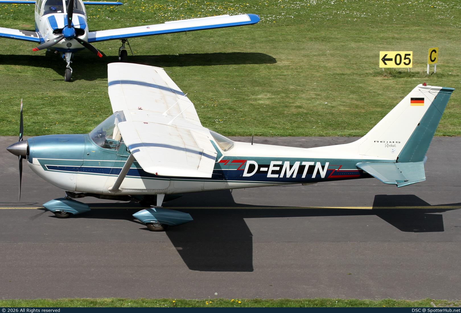 Photo of D-EMTN - Reims-Cessna FR172G Reims Rocket operated by Private