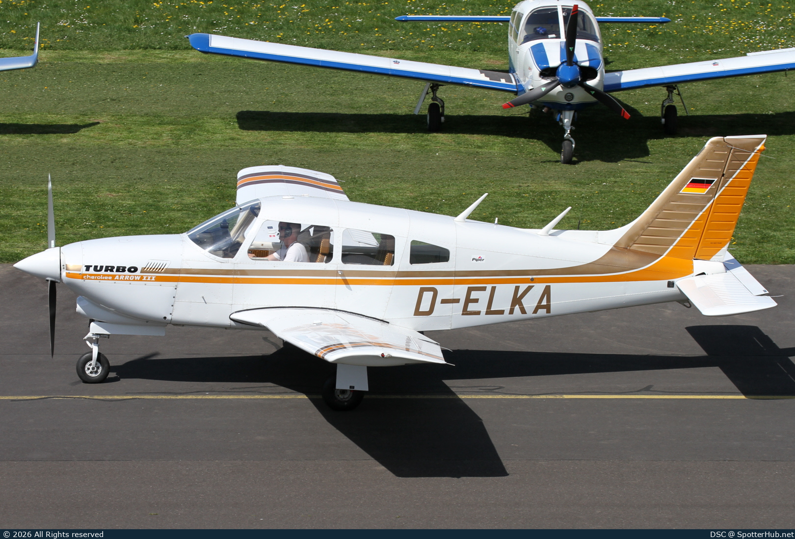 Photo of D-ELKA - Piper PA-28R-201T Turbo Arrow III operated by Private