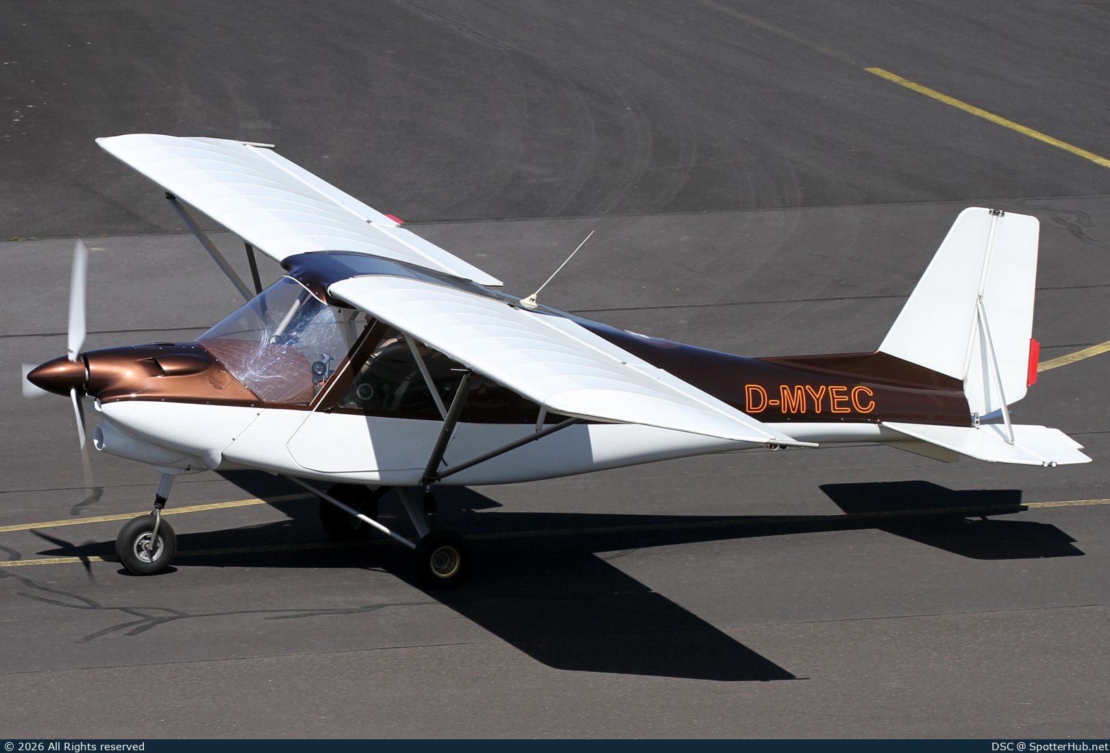 Photo of D-MYEC - Comco Ikarus C42 B operated by Startbahn26