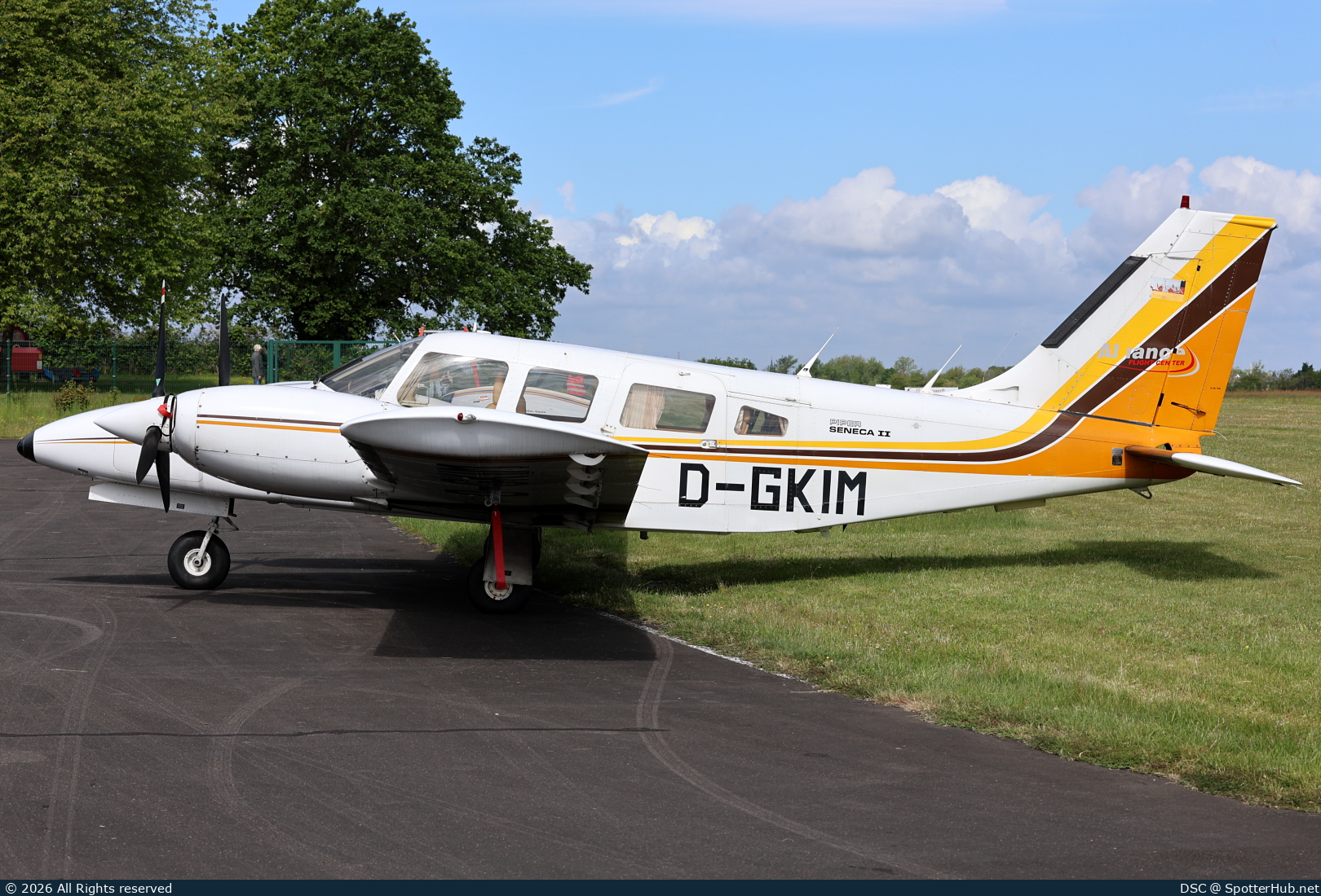 Photo of D-GKIM - Piper PA-34-200T Seneca II operated by Air Alliance Flight Center