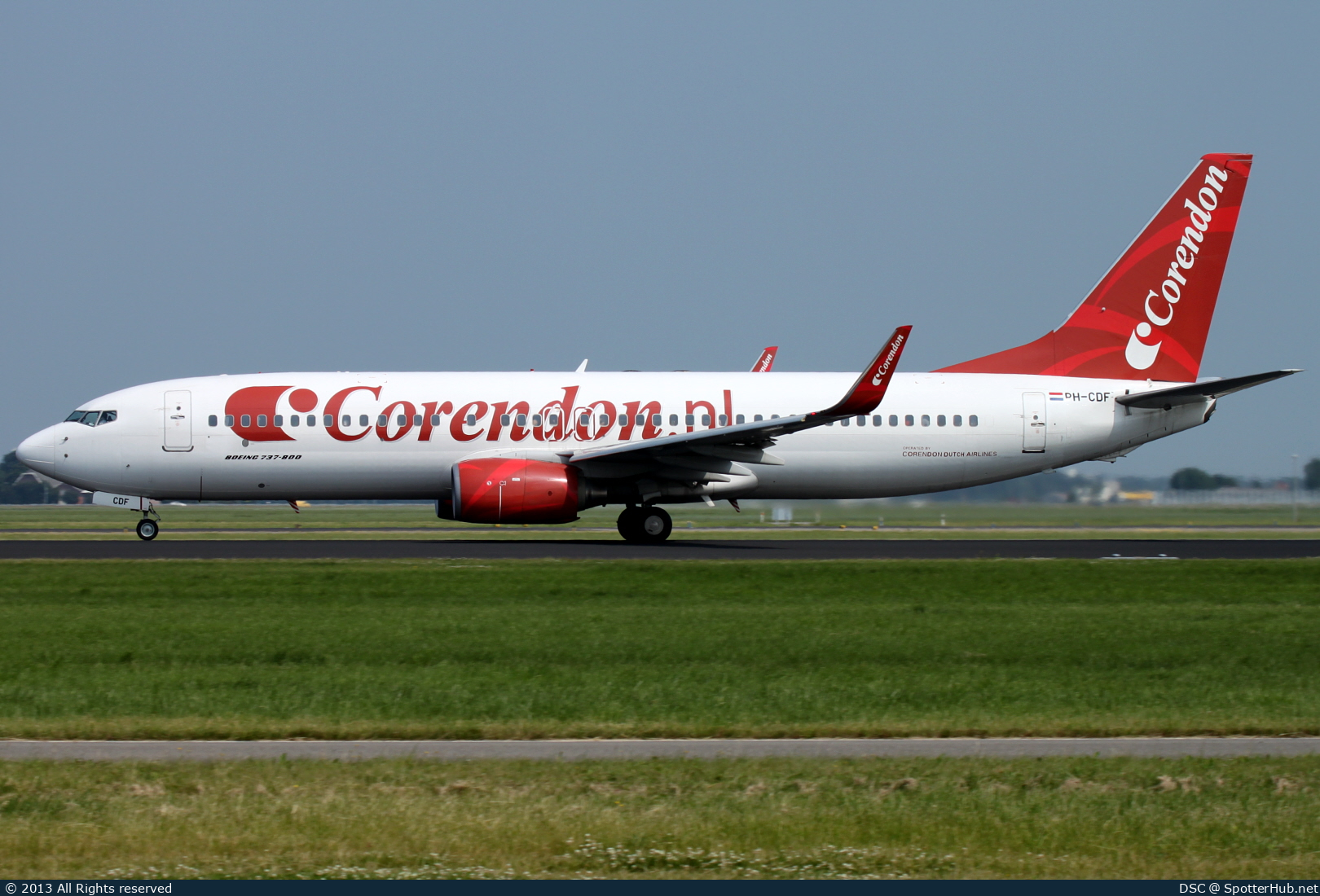Photo of PH-CDF - Boeing 737-804 operated by Corendon Dutch Airlines