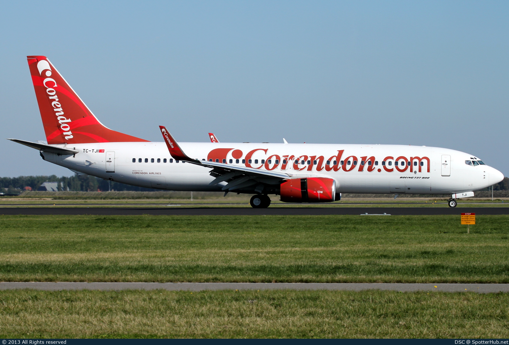 Photo of TC-TJI - Boeing 737-8S3 operated by Corendon Airlines