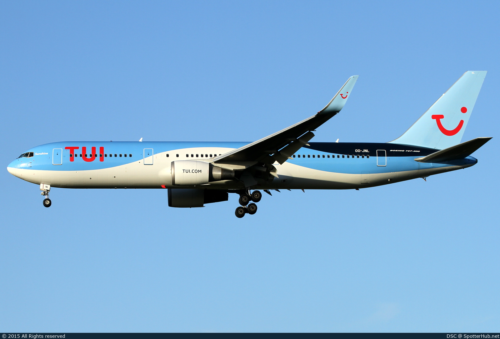 Photo of OO-JNL - Boeing 767-304(ER) operated by TUI Airlines Belgium