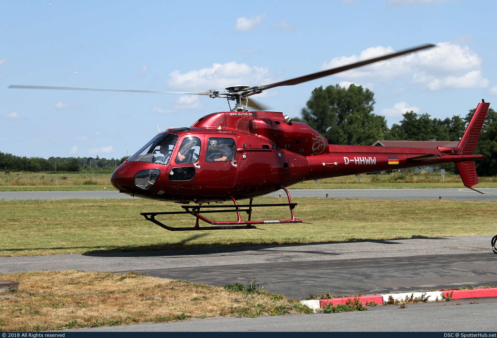 Photo of D-HHWW - Aérospatiale AS355F2+ Ecureuil 2 operated by Sky Heli