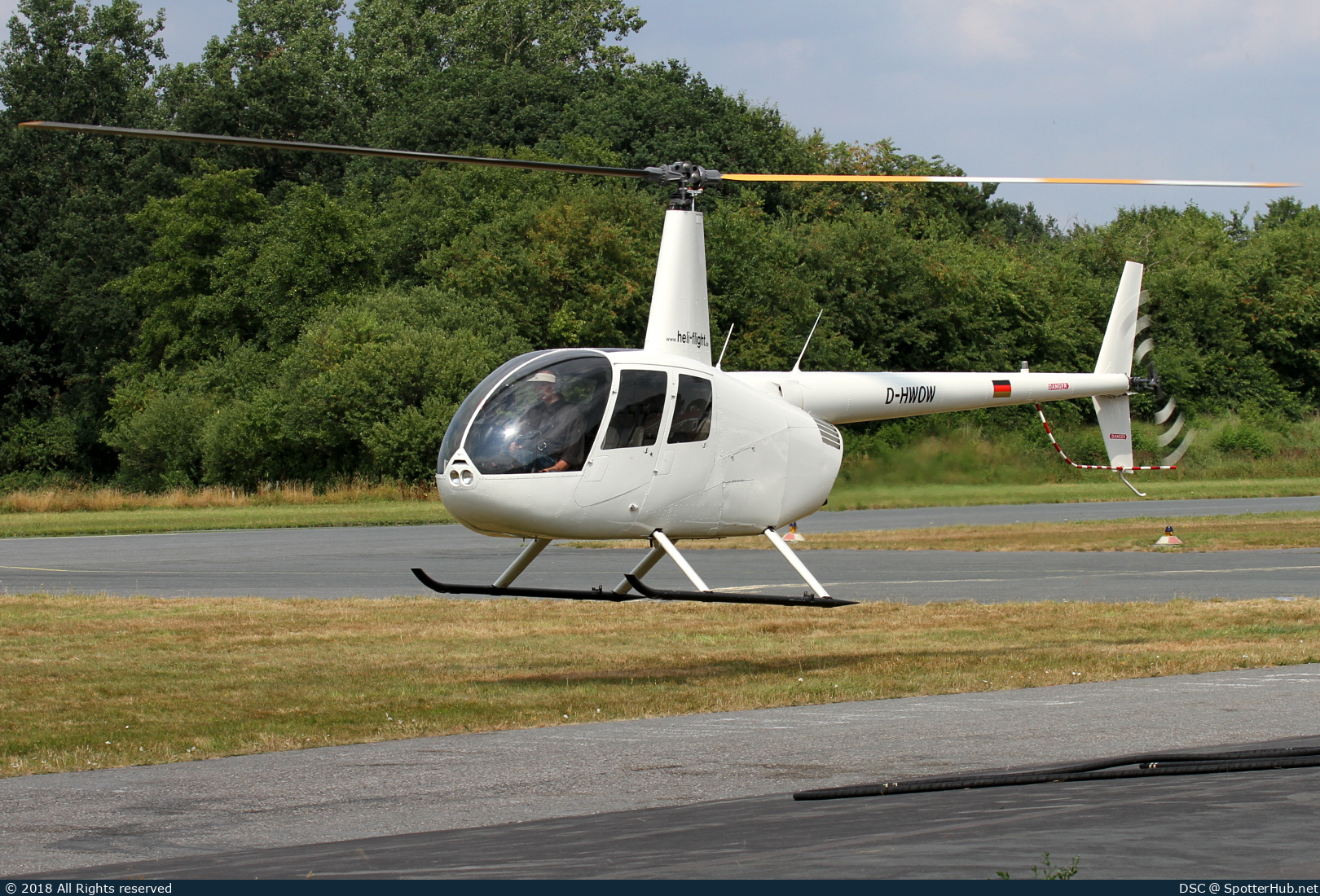 Photo of D-HWOW - Robinson R44 Raven operated by Heli-Flight