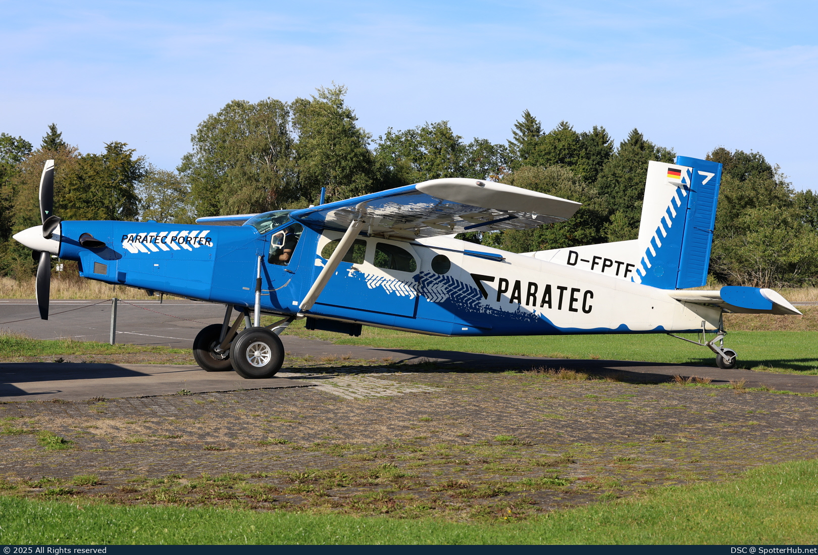 Photo of D-FPTF - Pilatus PC-6/B2-H4 Turbo Porter operated by The Flying Bones Skydiving