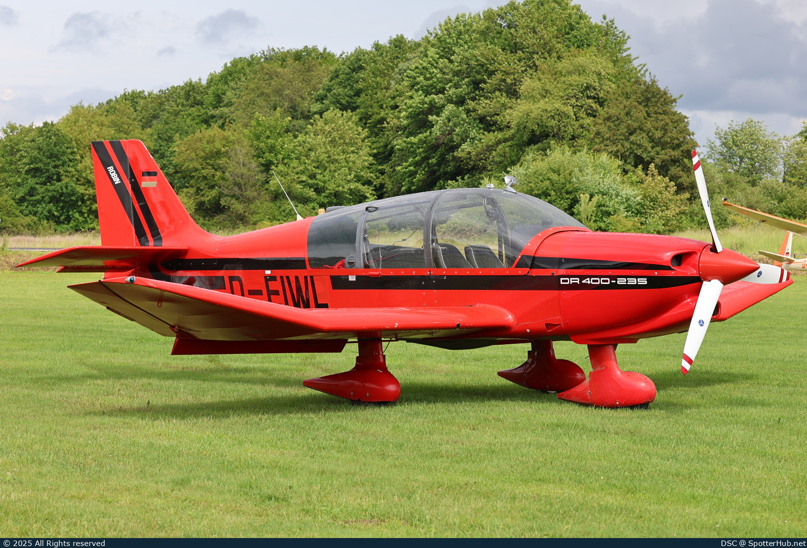 Photo of D-EIWL - Robin DR400/120 Dauphin 2+2 operated by Private