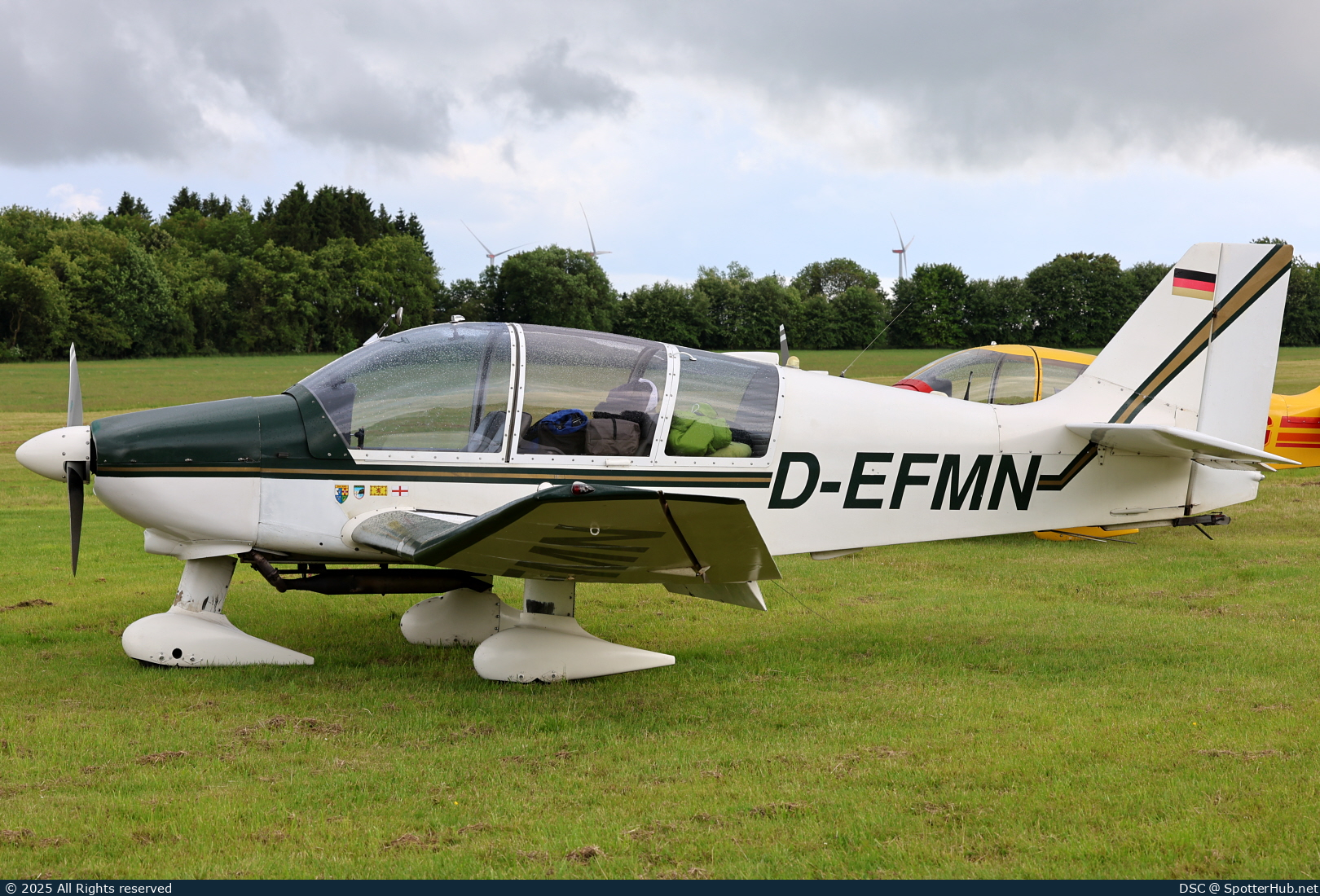 Photo of D-EFMN - Robin DR400/180R Remorqueur operated by Luftsportverein Neuwied