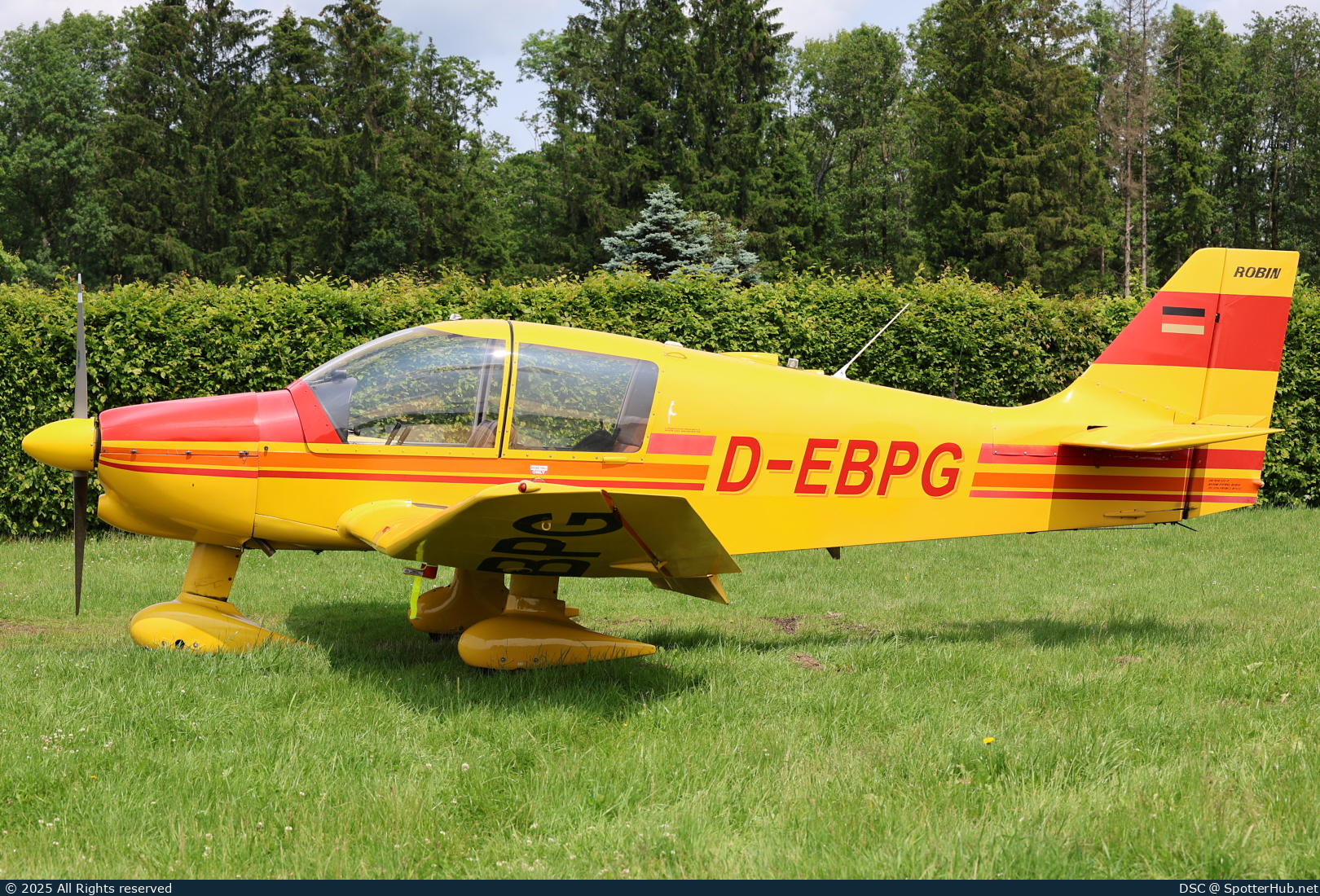 Photo of D-EBPG - Robin DR400/120 Dauphin 2+2 operated by Luftsportverein Neuwied