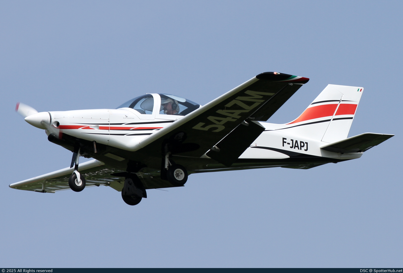 Photo of 54-AZM - Alpi Pioneer 300 Standard operated by Private