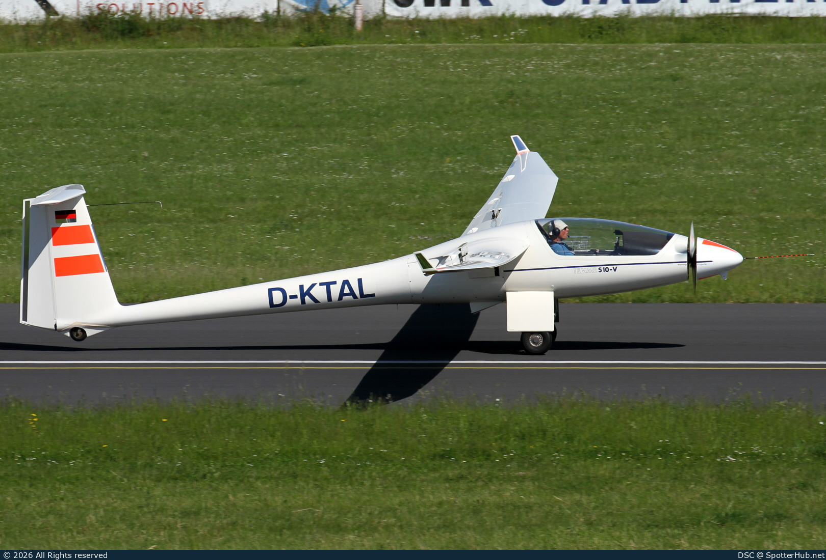 Photo of D-KTAL - Stemme S10-V operated by Private
