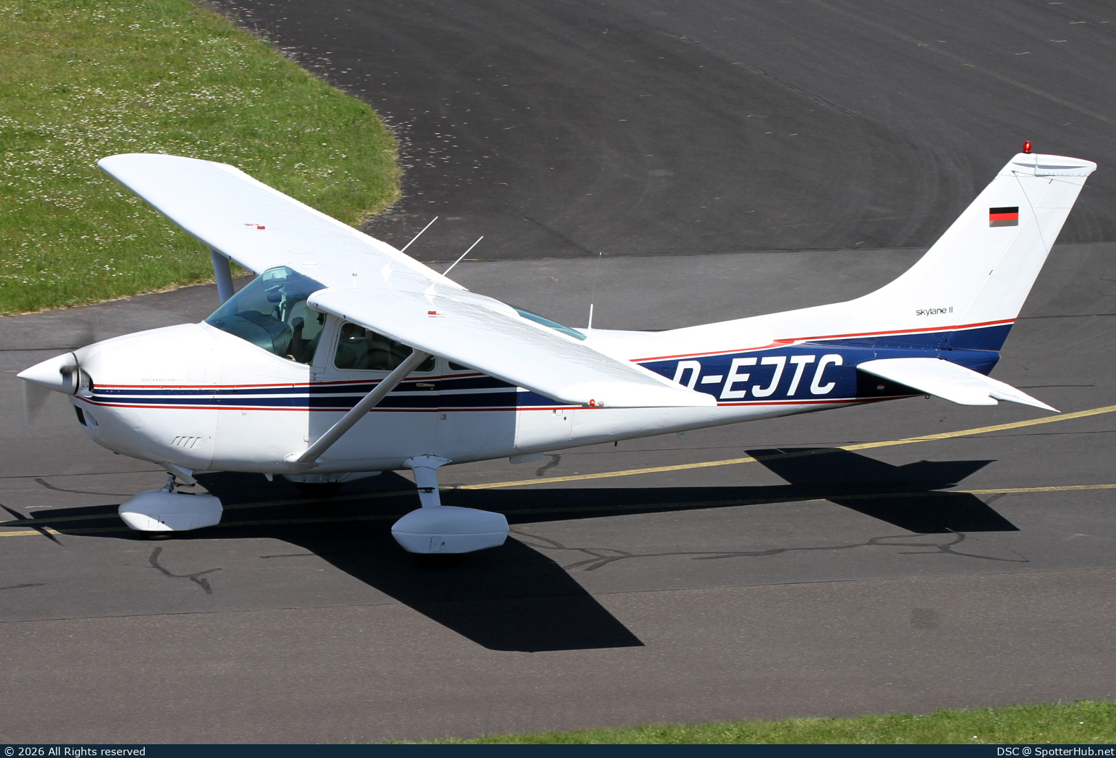 Photo of D-EJTC - Cessna 182P Skylane II operated by Ostseeflug Air Services