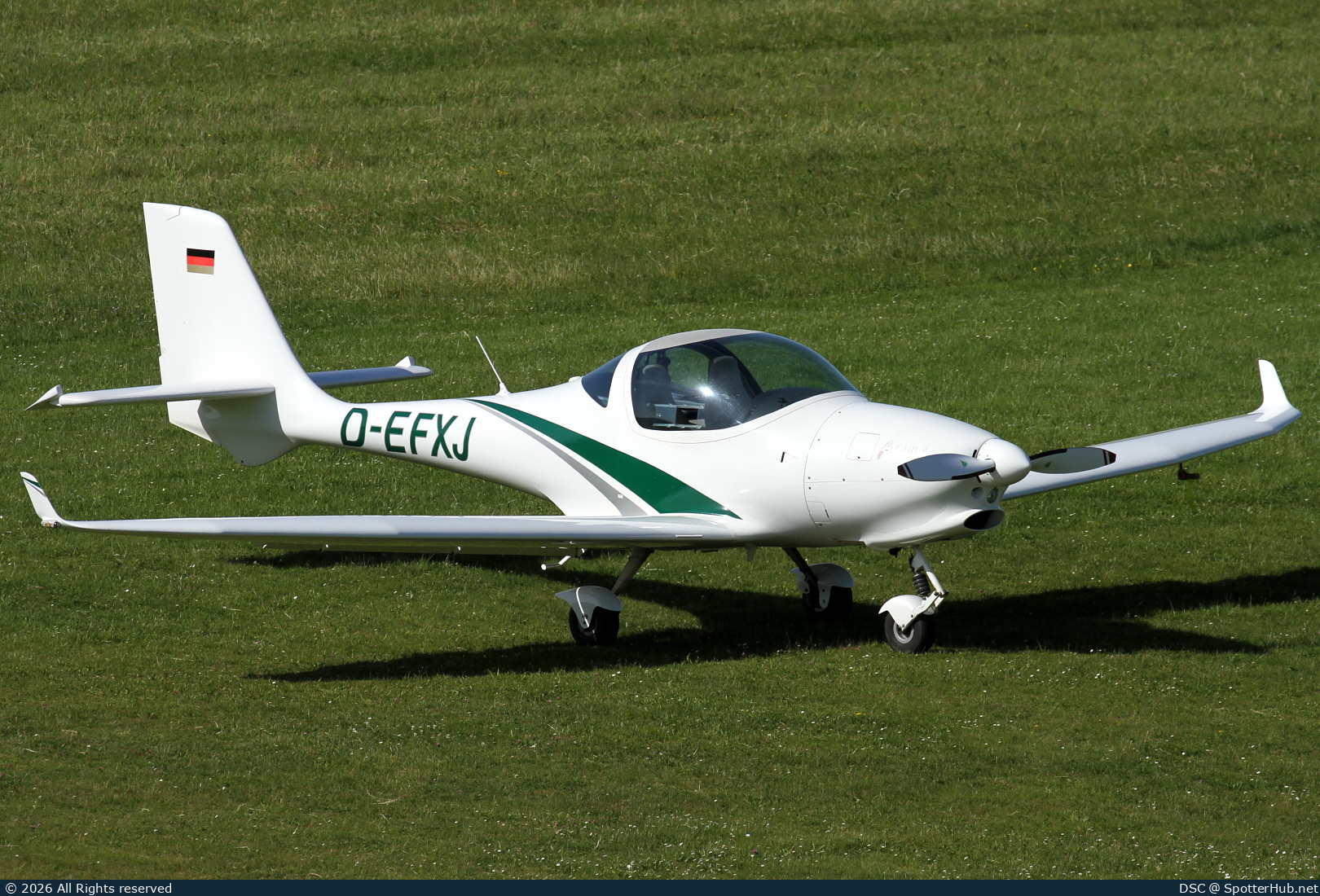 Photo of D-EFXJ - Aquila A210 operated by Luftsportverein Bad Neuenahr-Ahrweiler