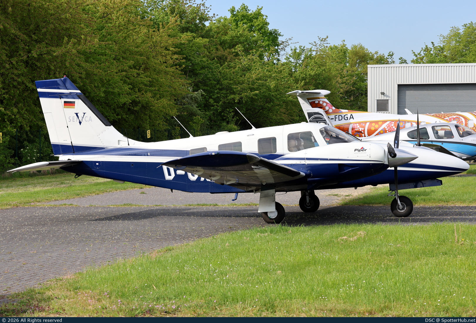 Photo of D-GXXX - Piper PA-34-220T Seneca V operated by Private