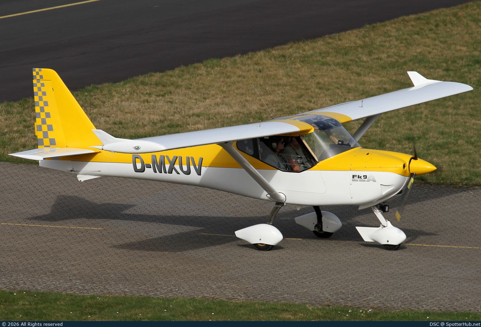 Photo of D-MXUV - FK-Lightplanes FK9 Mk.IV ELA operated by Private