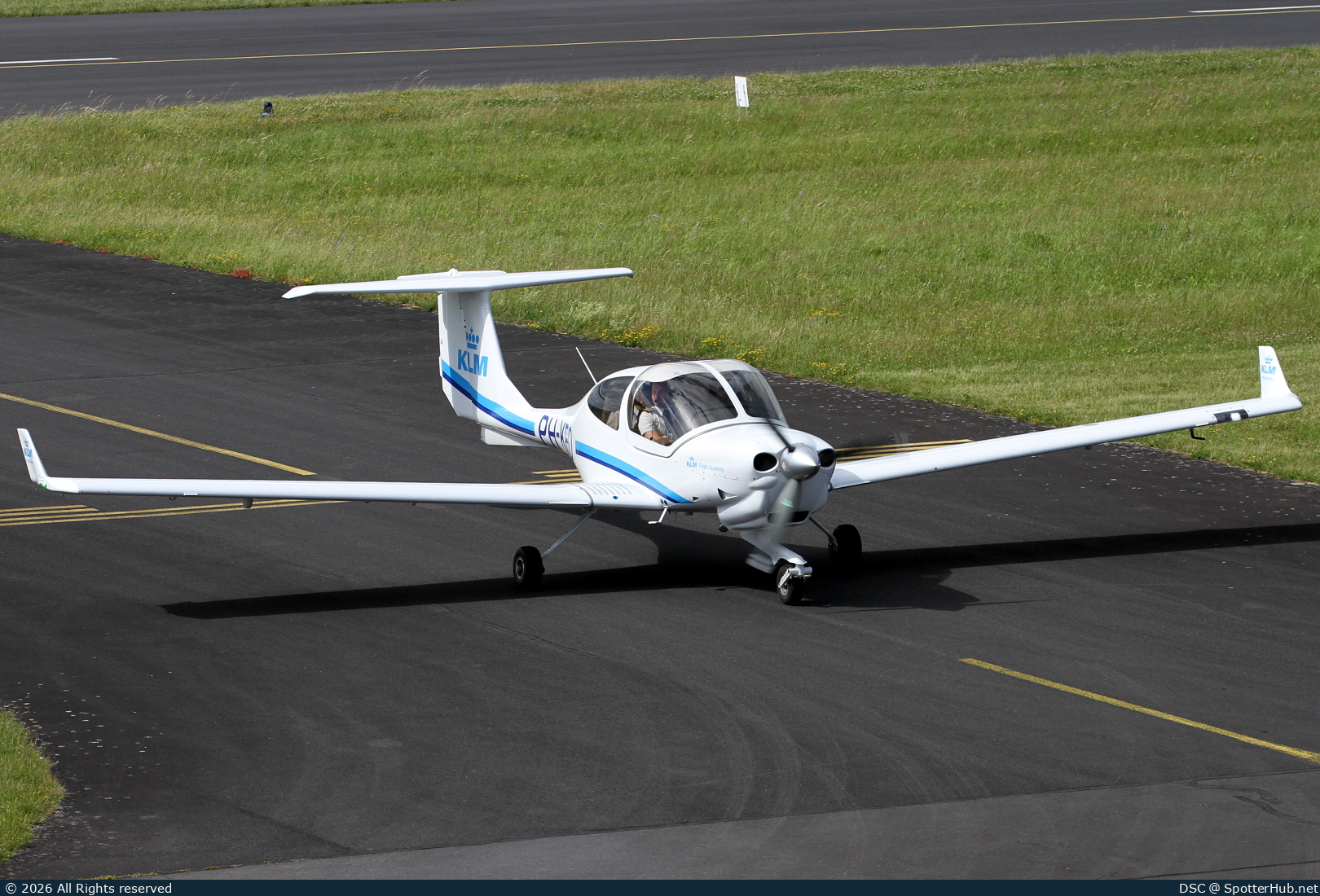 Photo of PH-KFO - Diamond DA40 NG Diamond Star operated by KLM Flight Academy