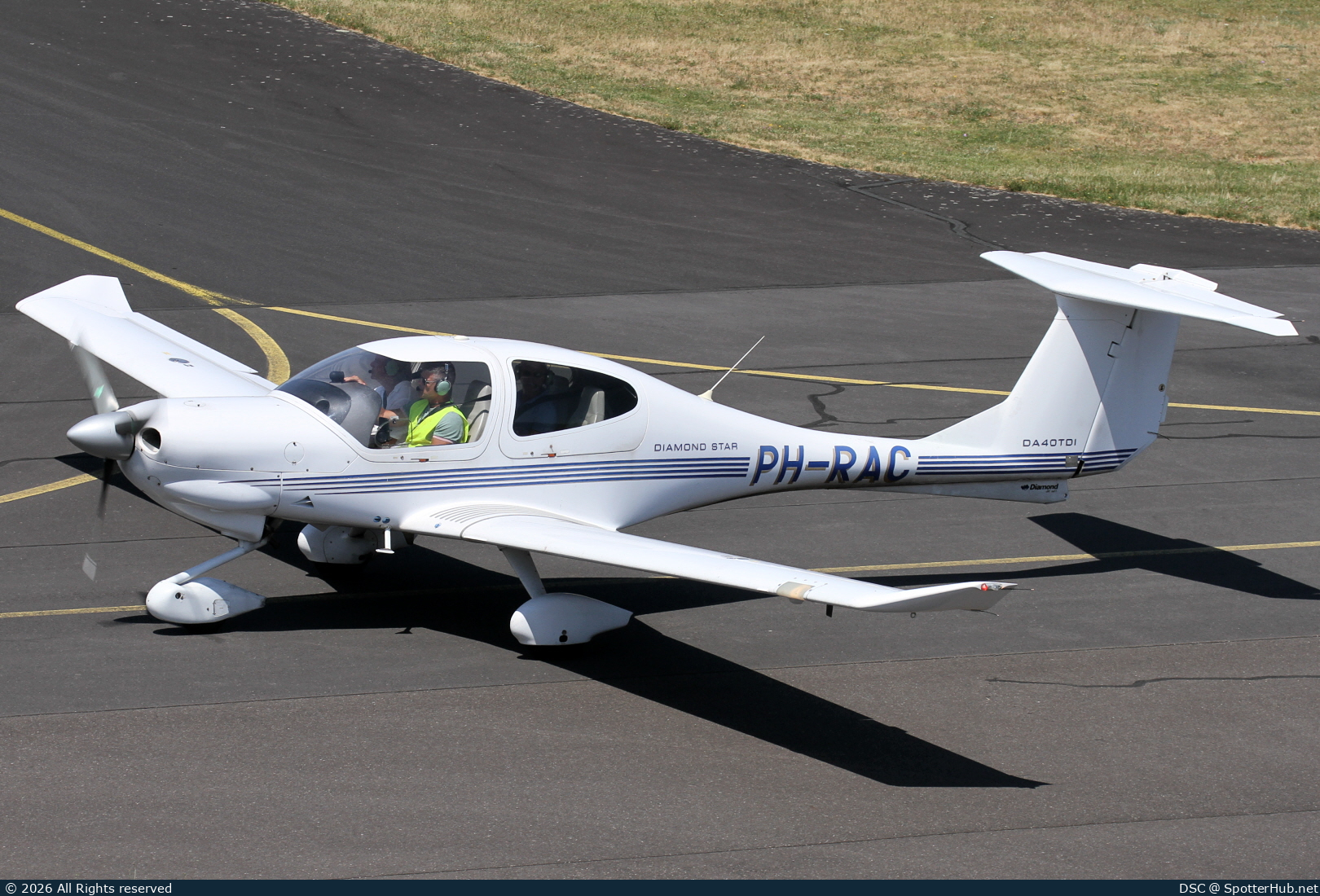 Photo of PH-RAC - Diamond DA40 Diamond Star TDI operated by Rotterdamsche Aero Club