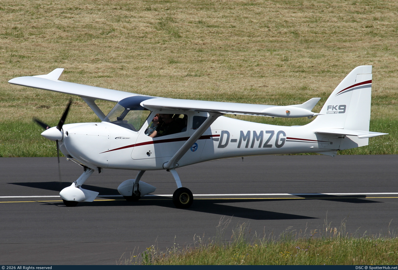 Photo of D-MMZG - FK-Lightplanes FK9 Mk.VI operated by Luftfahrtverein Mainz