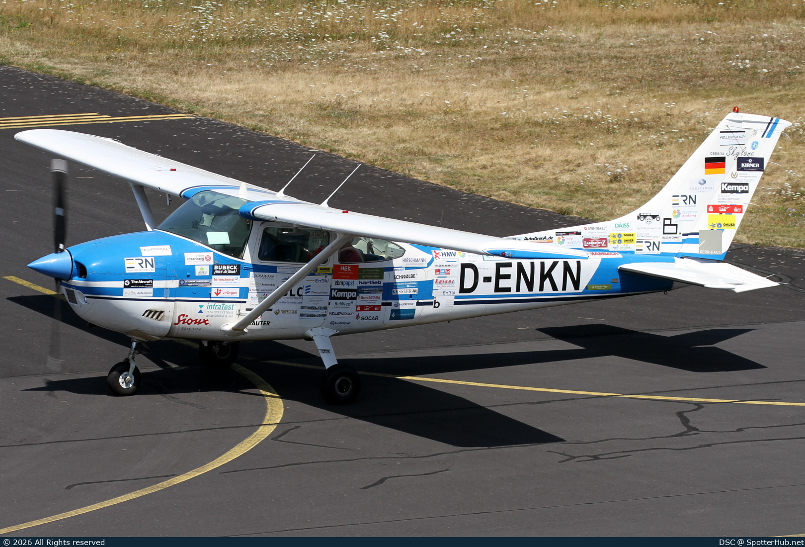 Photo of D-ENKN - Cessna 182P Skylane operated by Private