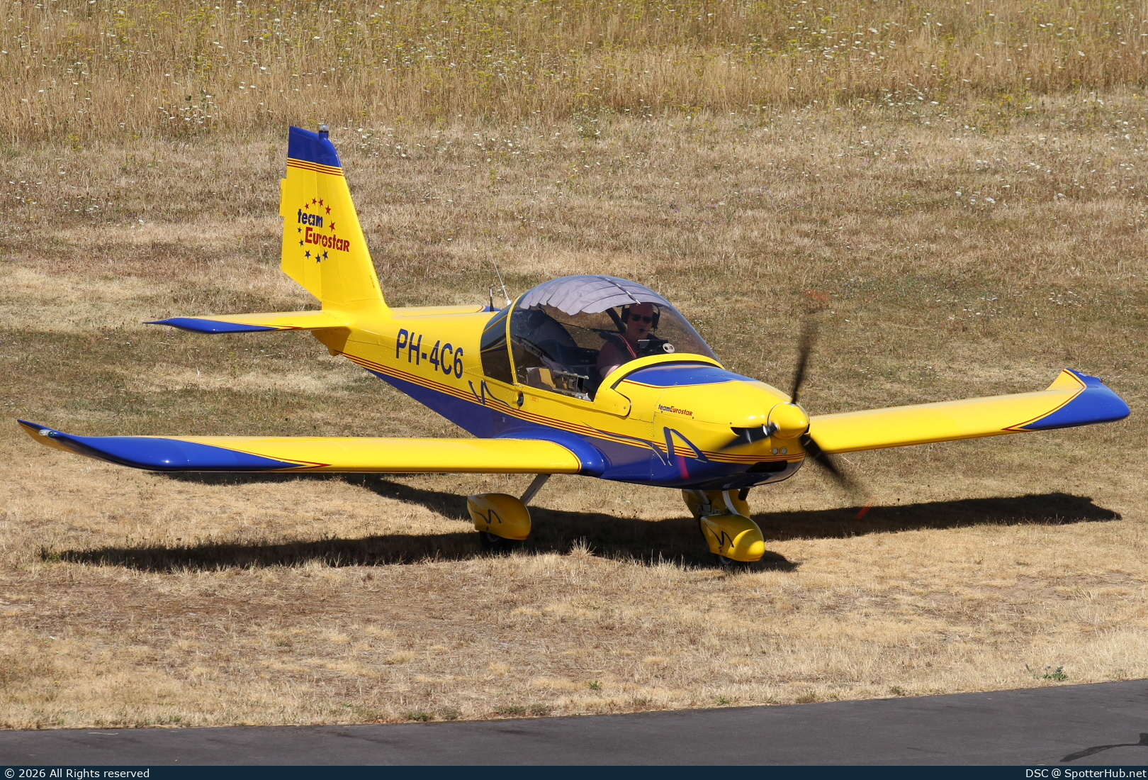 Photo of PH-4C6 - Evektor EuroStar 2000R operated by Private