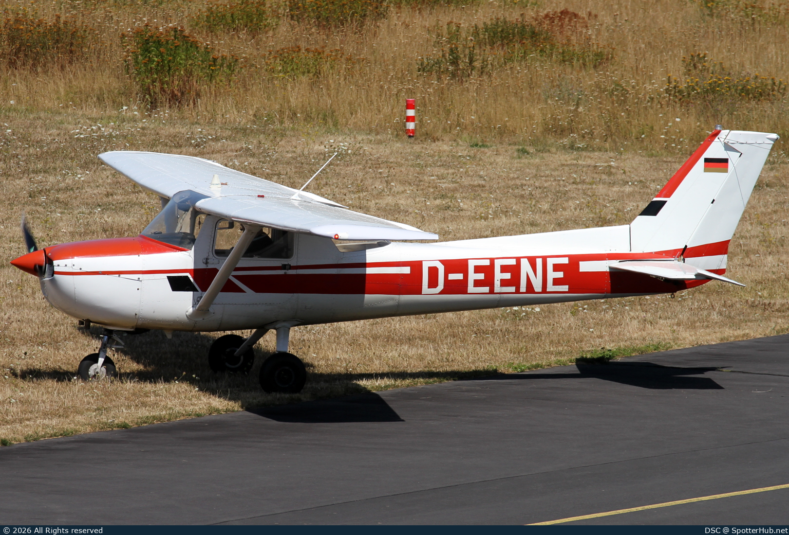 Photo of D-EENE - Reims-Cessna F150L operated by Flugschule Albatros