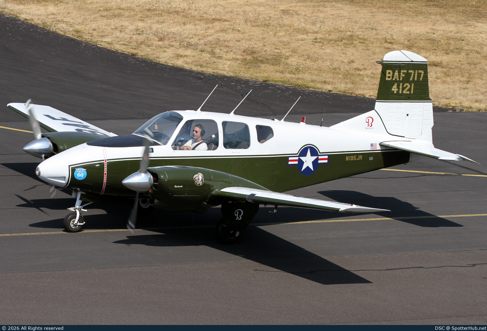 Photo of N195JR - Beechcraft 95 Travel Air operated by Private