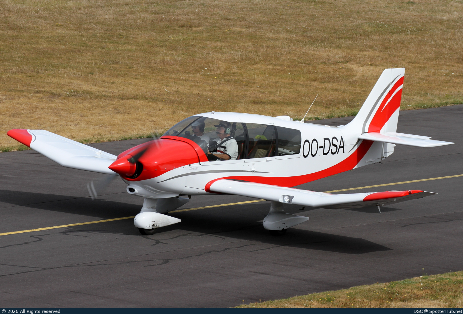 Photo of OO-DSA - Robin DR400/180R Remorqueur operated by Private