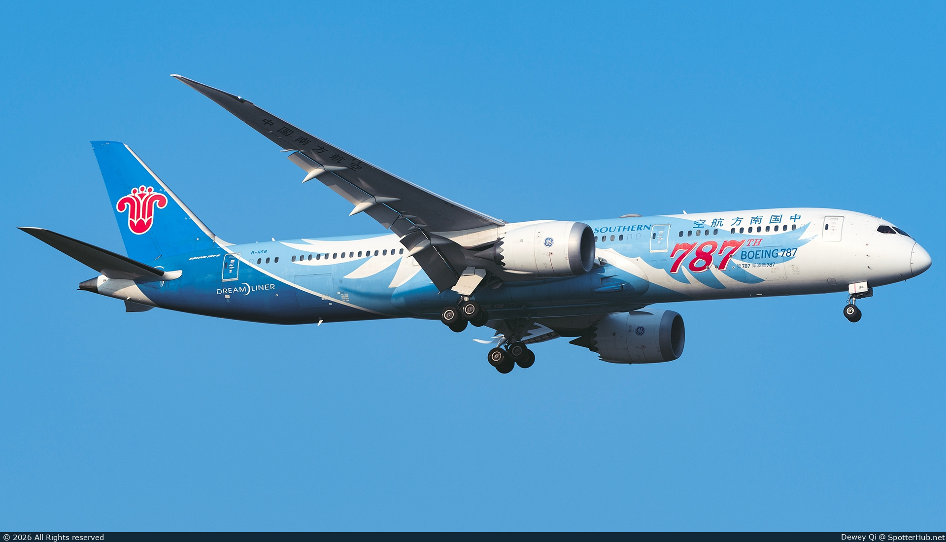 Photo of B-1168 - Boeing 787-9 Dreamliner operated by China Southern Airlines