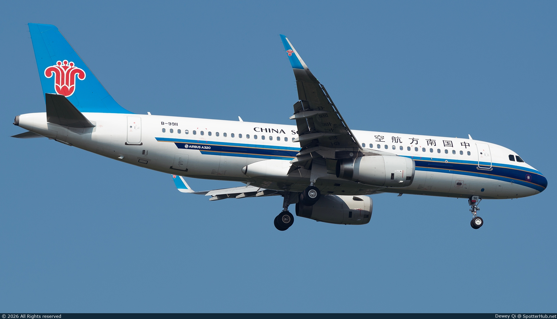 Photo of B-9911 - Airbus A320-232 operated by China Southern Airlines