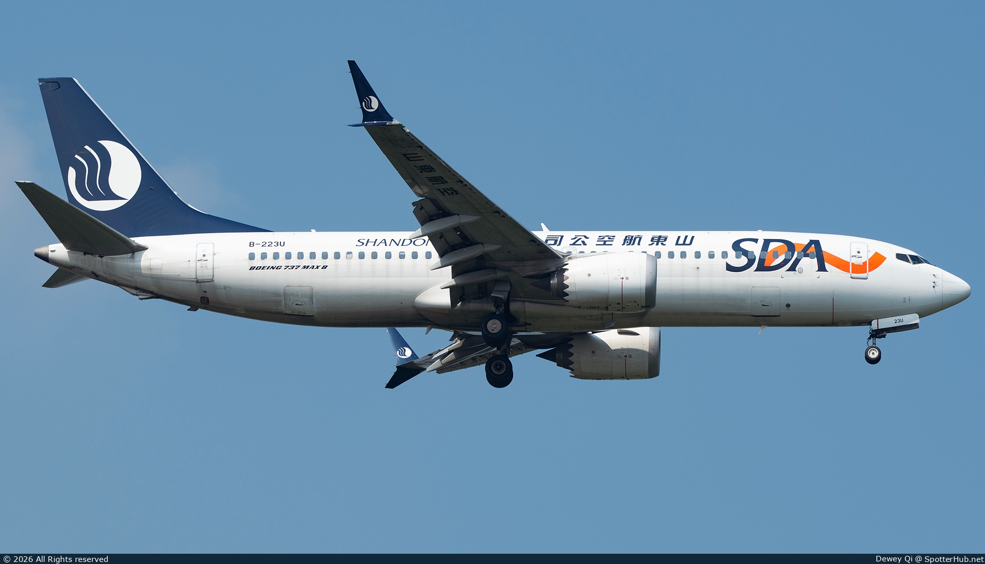 Photo of B-223U - Boeing 737 MAX 8 operated by Shandong Airlines
