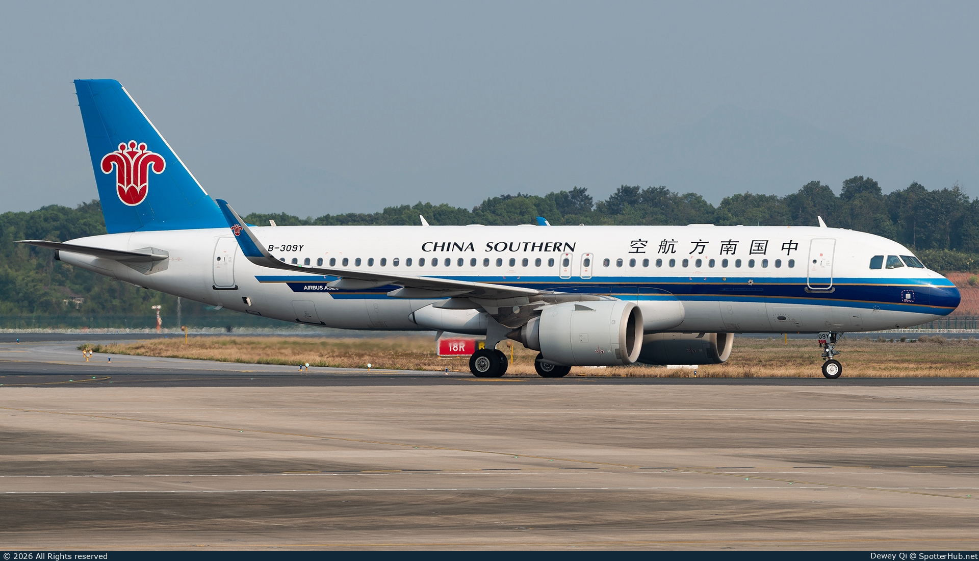 Photo of B-309Y - Airbus A320-251N operated by China Southern Airlines