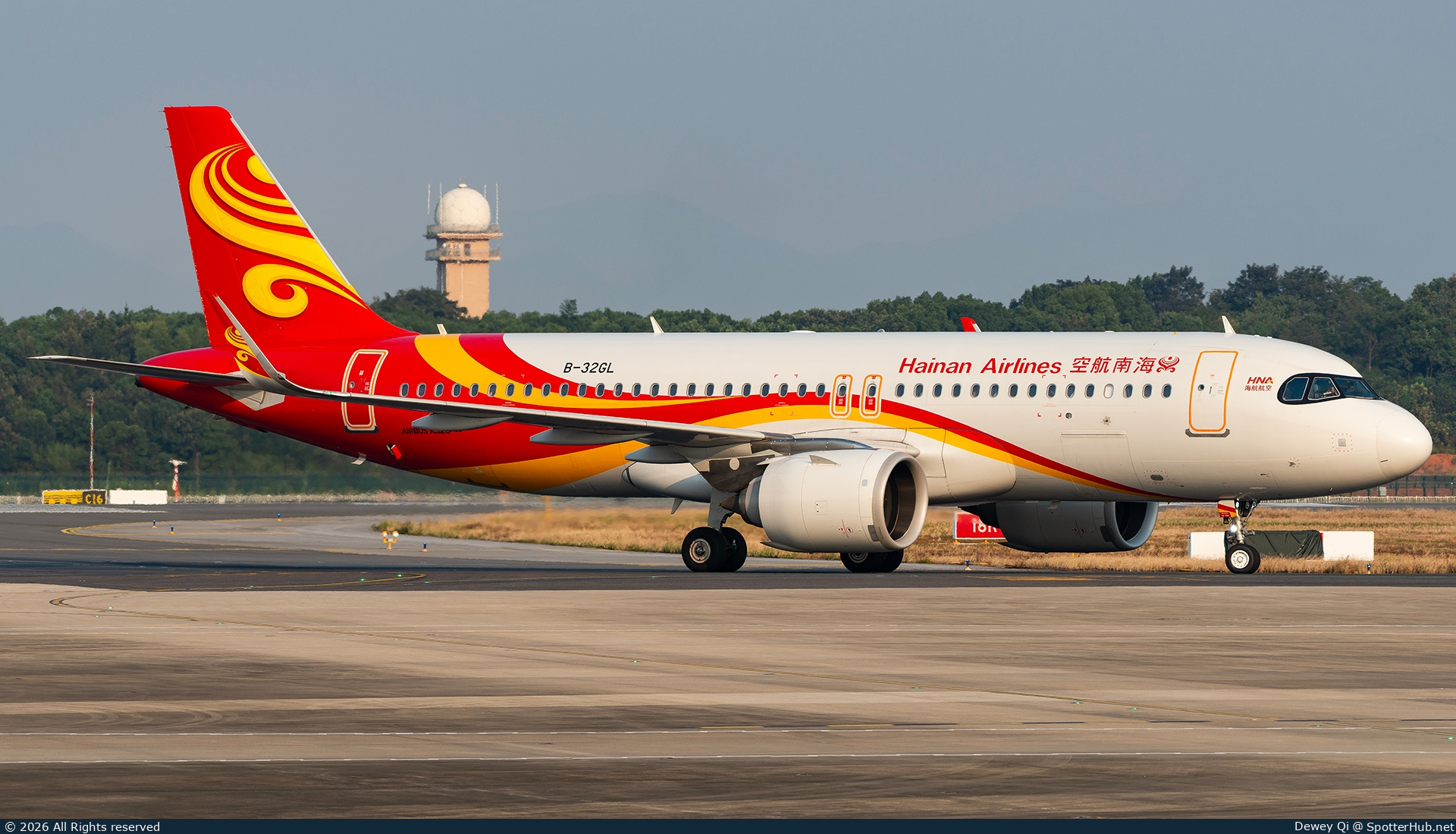 Photo of B-32GL - Airbus A320-251N operated by Hainan Airlines