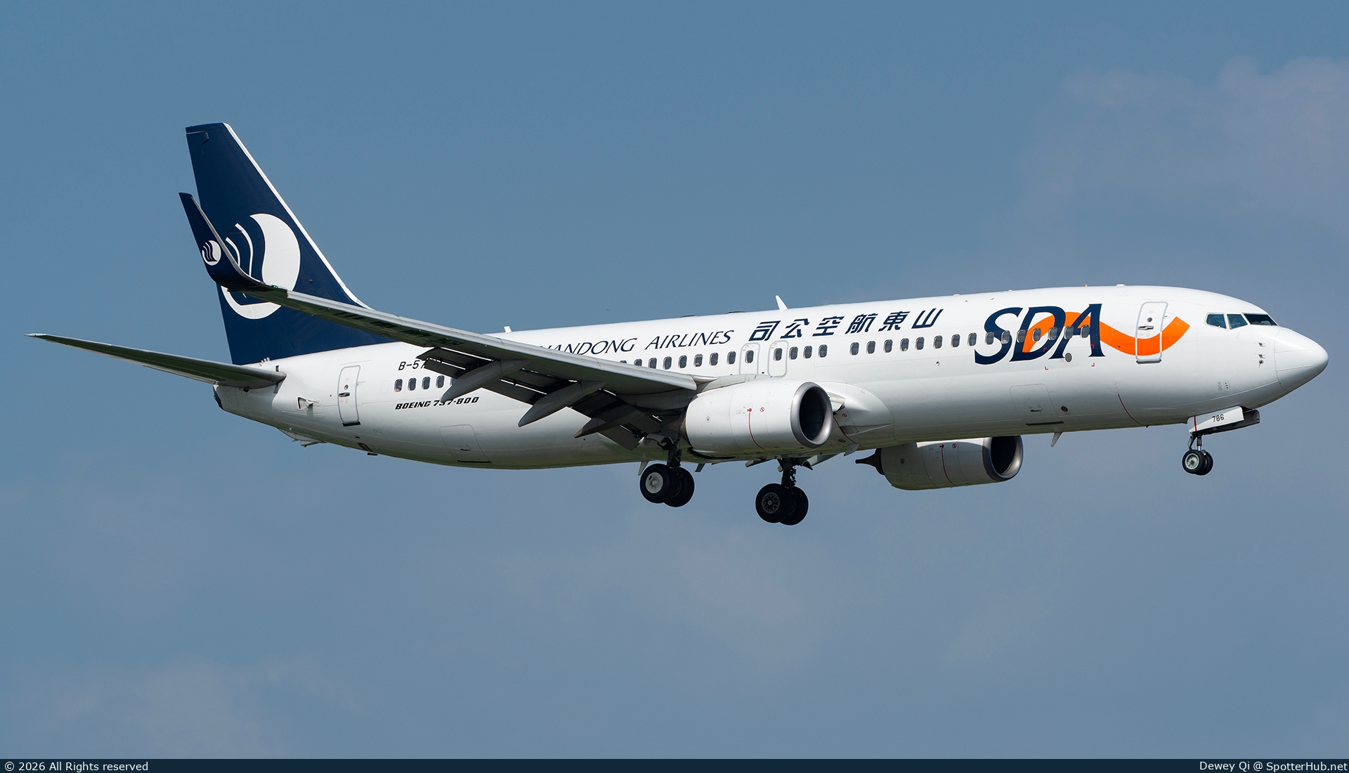 Photo of B-5786 - Boeing 737-85N operated by Shandong Airlines