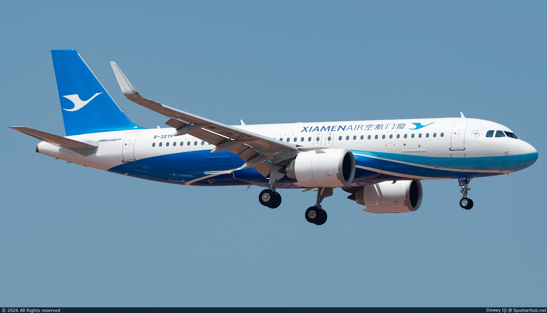 Photo of B-32TF - Airbus A320-251N operated by Xiamen Airlines