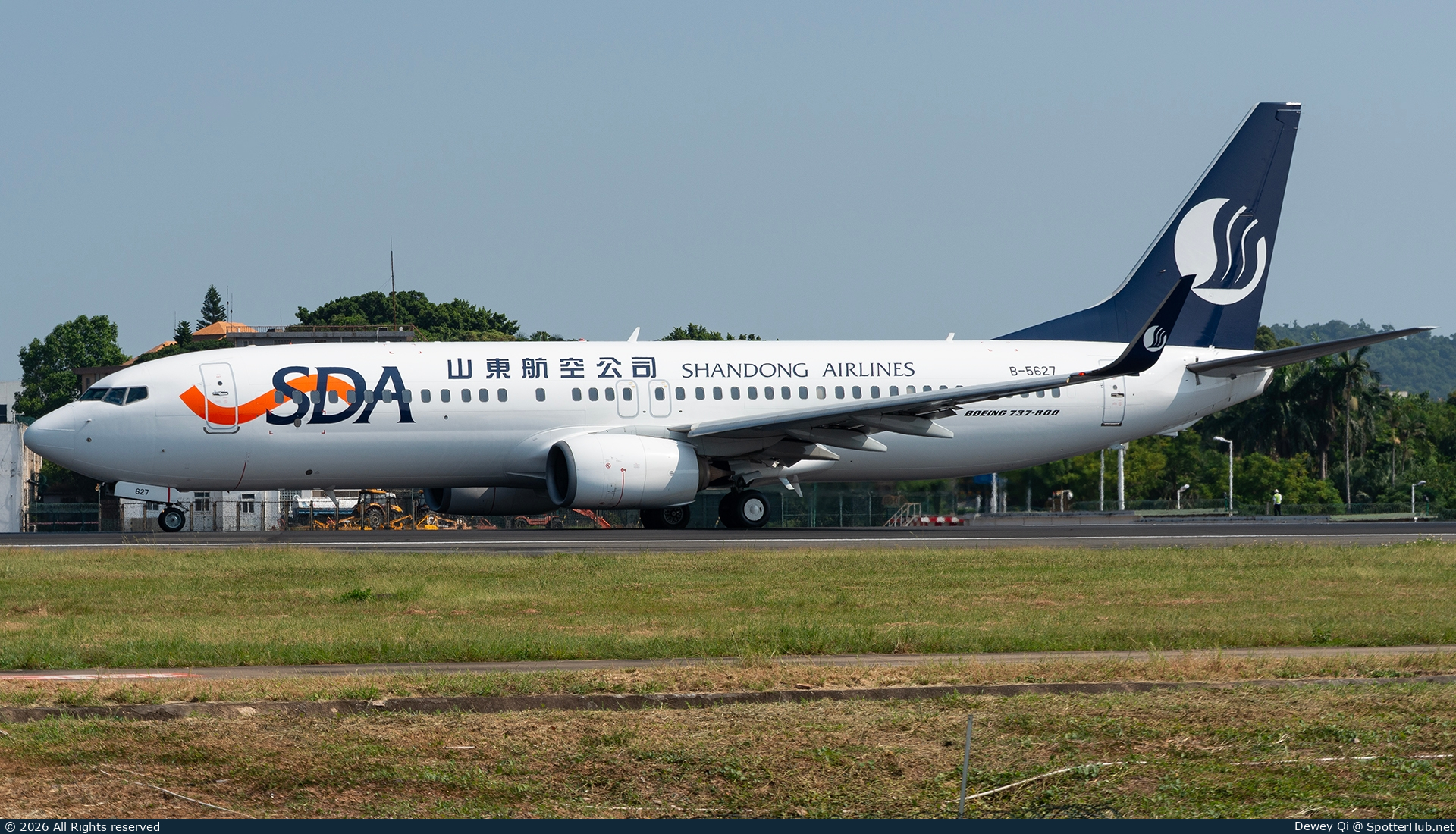 Photo of B-5627 - Boeing 737-85N operated by Shandong Airlines