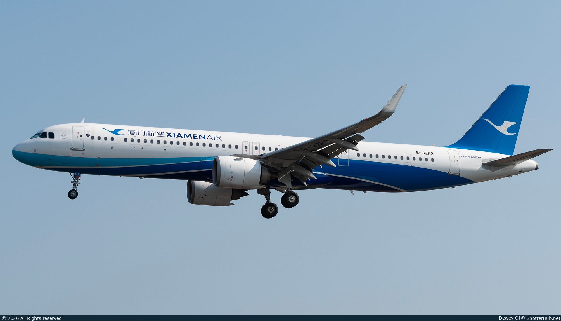 Photo of B-32F3 - Airbus A321-251NX operated by Xiamen Airlines