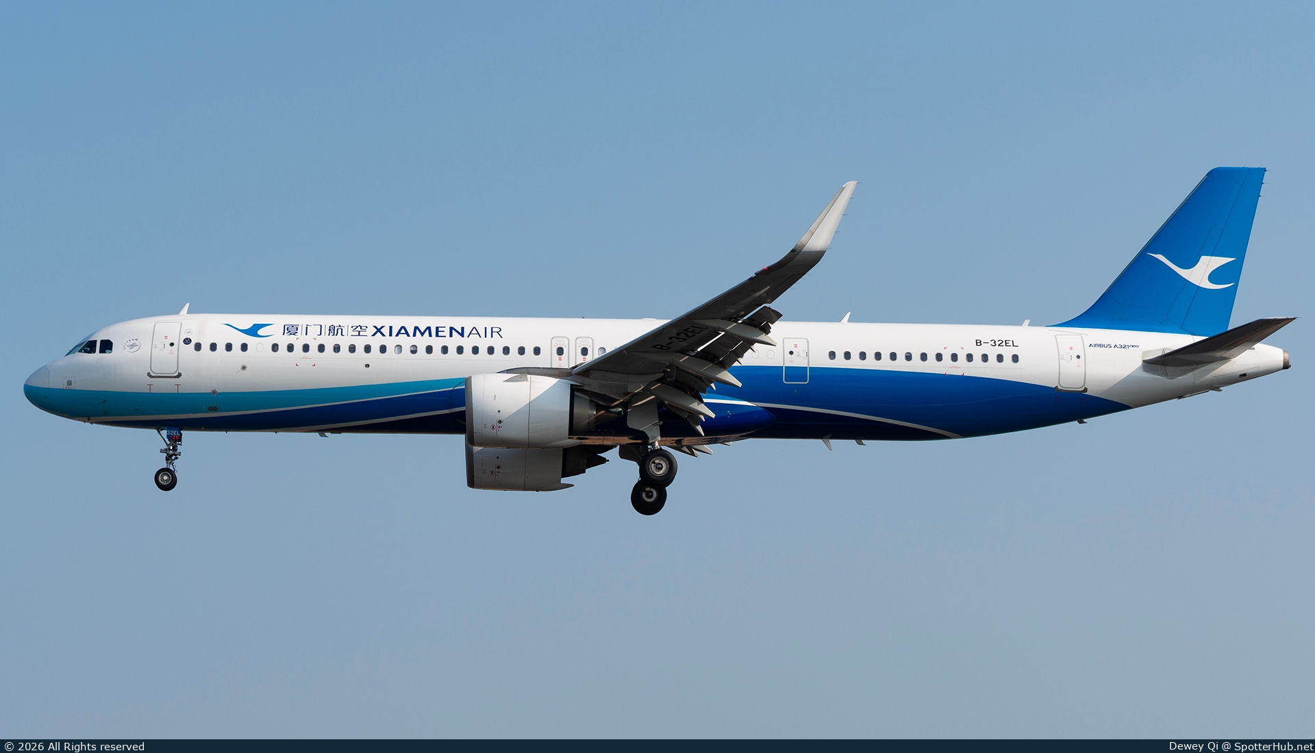 Photo of B-32EL - Airbus A321-251NX operated by Xiamen Airlines