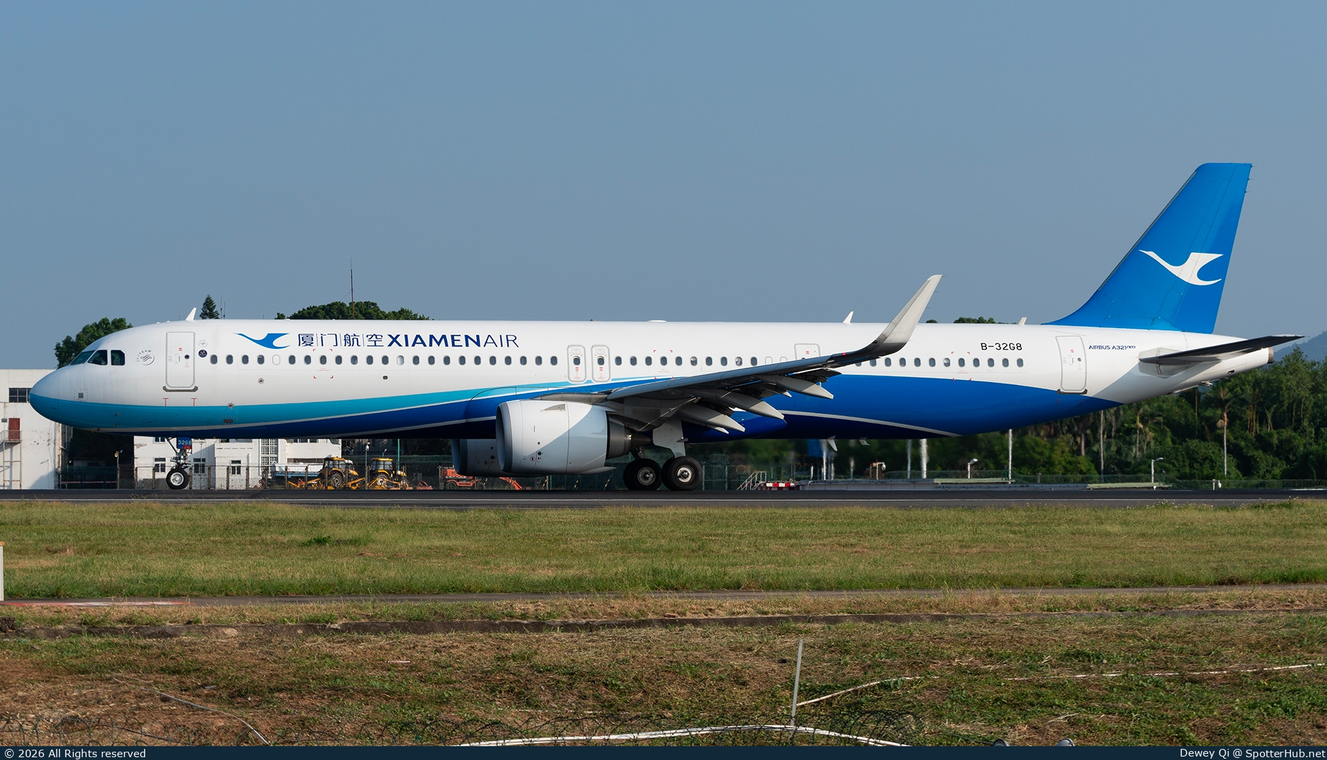 Photo of B-32G8 - Airbus A321-251NX operated by Xiamen Airlines