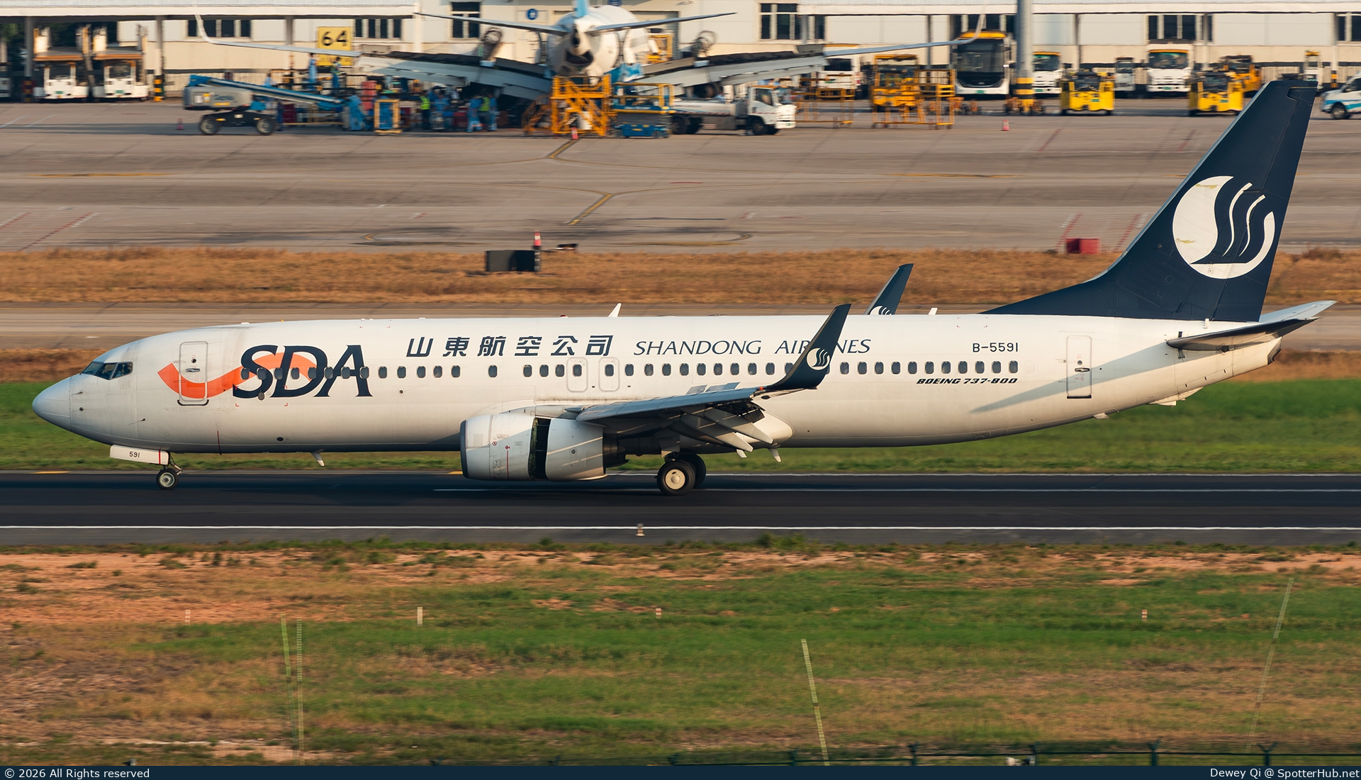 Photo of B-5591 - Boeing 737-8HX operated by Shandong Airlines