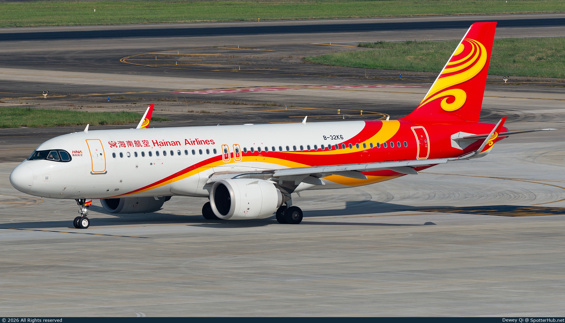 Photo of B-32K6 - Airbus A320-251N operated by Hainan Airlines