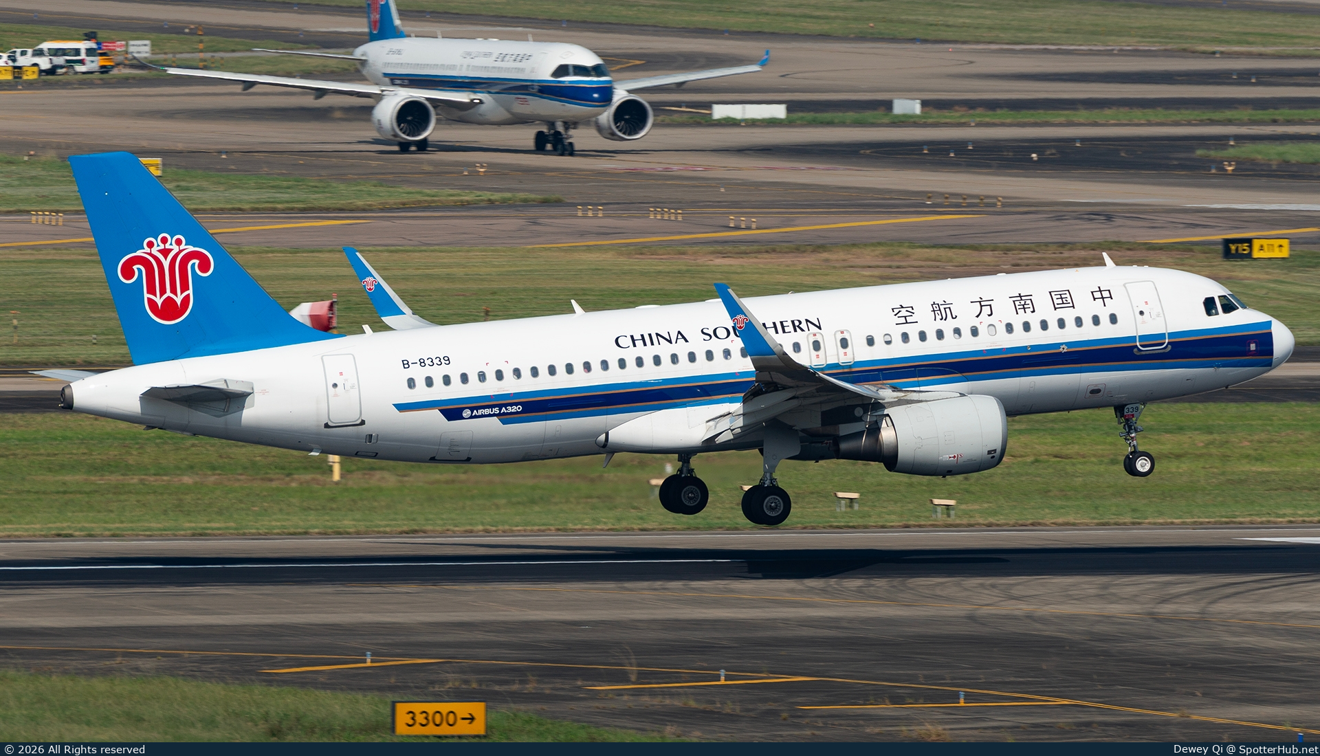Photo of B-8339 - Airbus A320-214 operated by China Southern Airlines