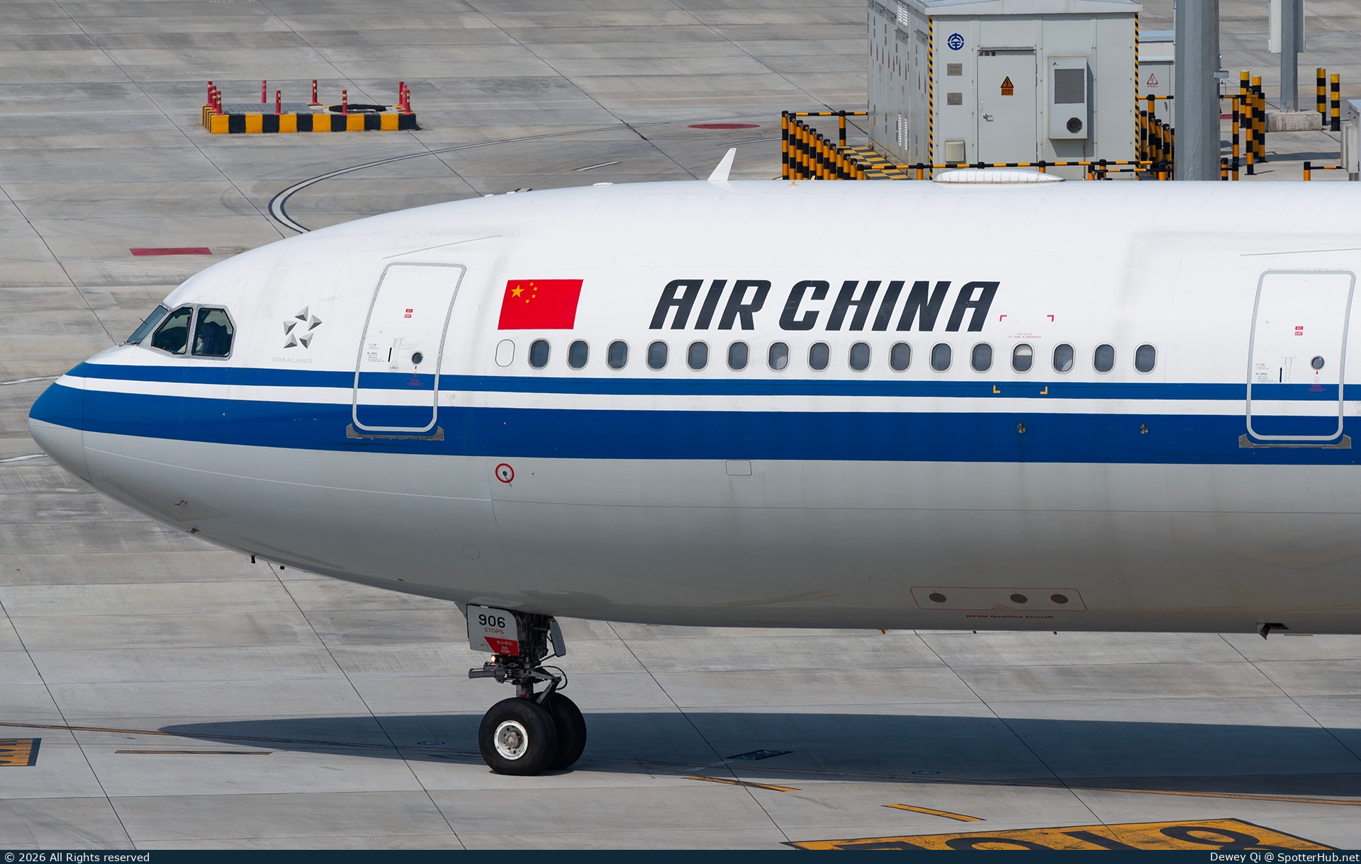 Photo of B-5906 - Airbus A330-343 operated by Air China