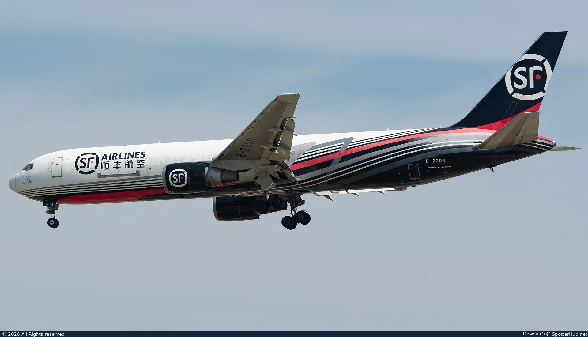 Photo of B-220R - Boeing 767-341(ER)(BCF) operated by SF Airlines